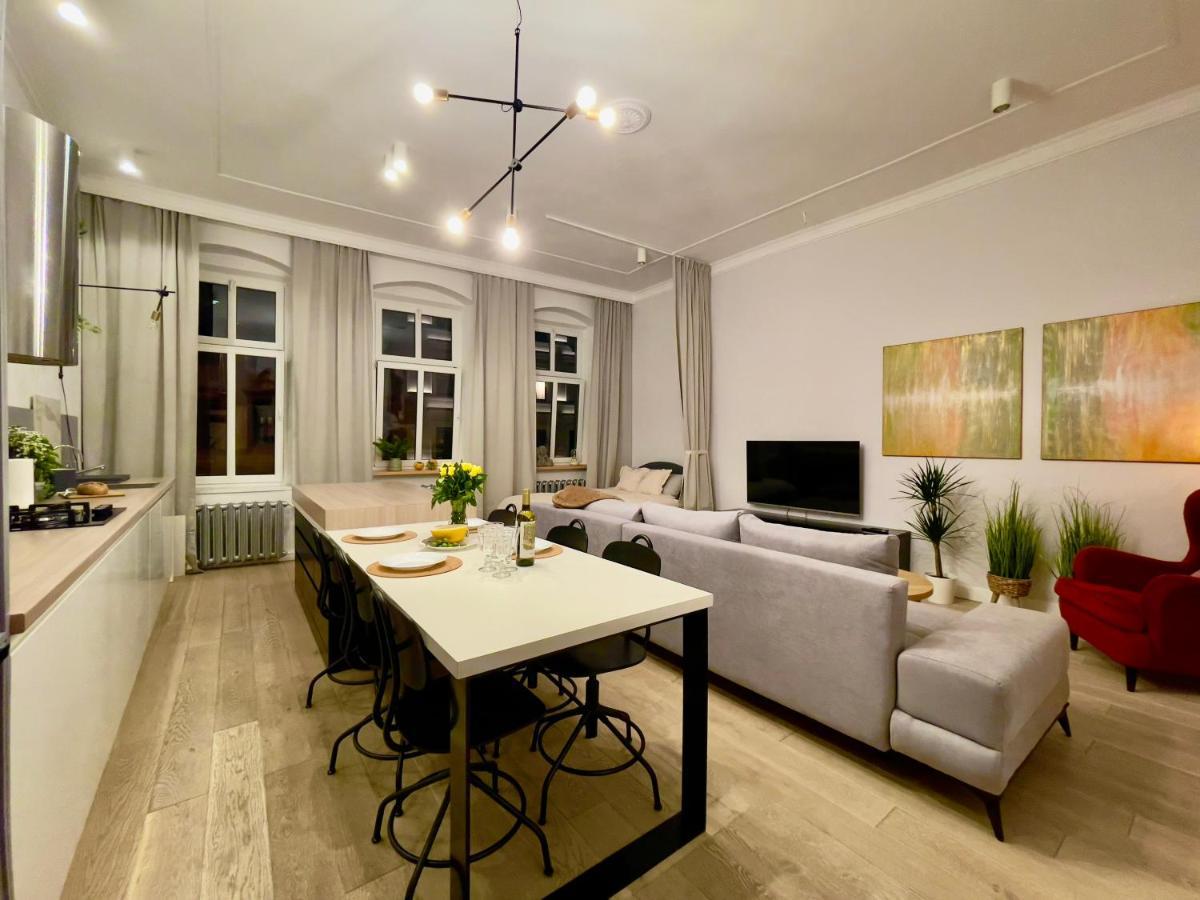 Spacious Apart In The Center- Main Square 300M Wrocław Exterior foto